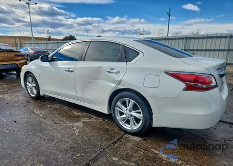 2015 Nissan Altima 2.5 z USA, uszkodzony, nr VIN 1N4AL3AP0FC277141